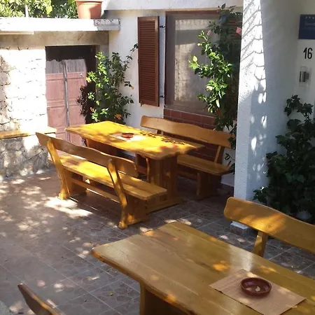 With Parking Space Marina, Trogir - 1062 Marina (Bossoglina)