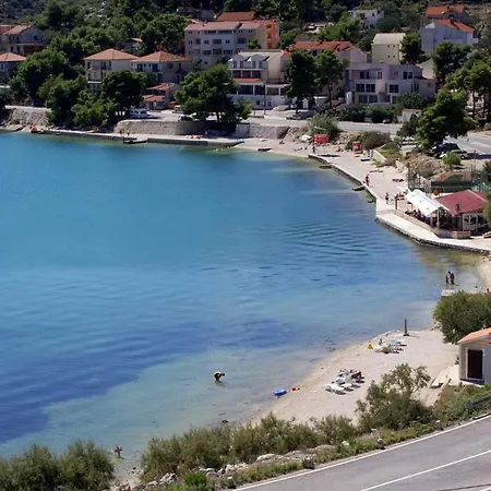 With Parking Space Marina, Trogir - 1062 Apartamento *